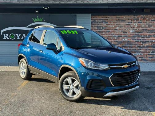 Pacific Blue Metallic 2019 Chevrolet Trax LT