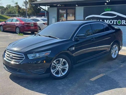 2016 Ford Taurus SEL