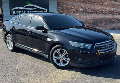2016 Ford Taurus SEL