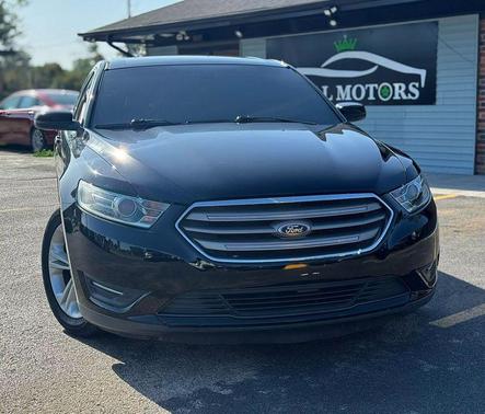2016 Ford Taurus SEL