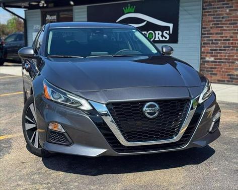 2022 Nissan Altima 2.5 SV