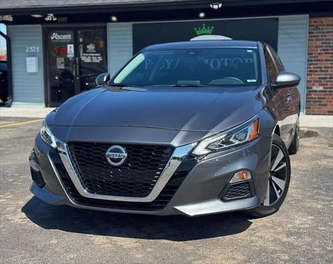 2022 Nissan Altima 2.5 SV