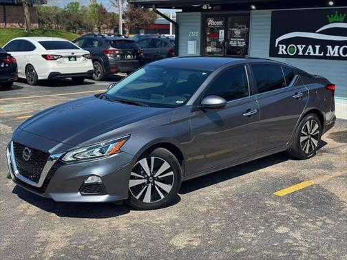 2022 Nissan Altima 2.5 SV