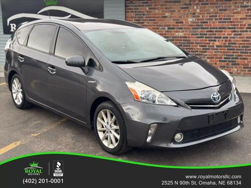 2014 Toyota Prius v Two