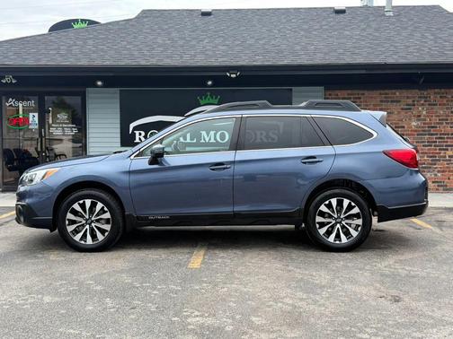 Blue 2017 Subaru Outback 3.6R Limited
