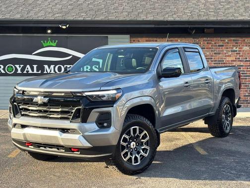 Sterling Gray Metallic 2024 Chevrolet Colorado Z71