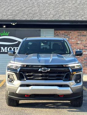 Sterling Gray Metallic 2024 Chevrolet Colorado Z71