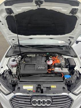 2017 Audi A3 e-tron 1.4T Tech Premium Plus