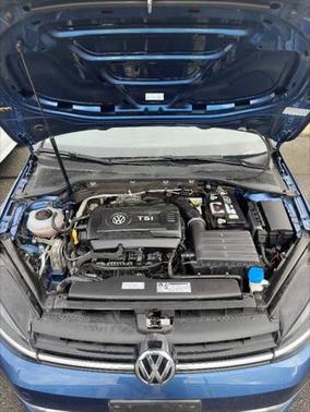 2019 Volkswagen Golf SportWagen TSI S