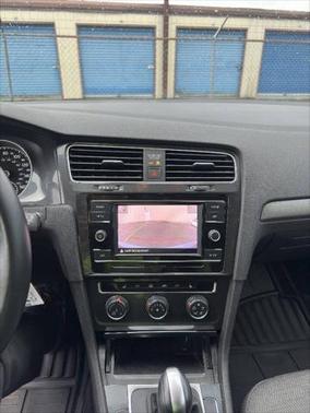 2019 Volkswagen Golf SportWagen TSI S