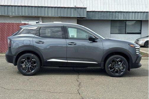 Gun Metallic 2026 Nissan Kicks SR