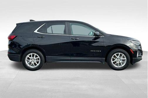 Mosaic Black Metallic 2022 Chevrolet Equinox 1LT