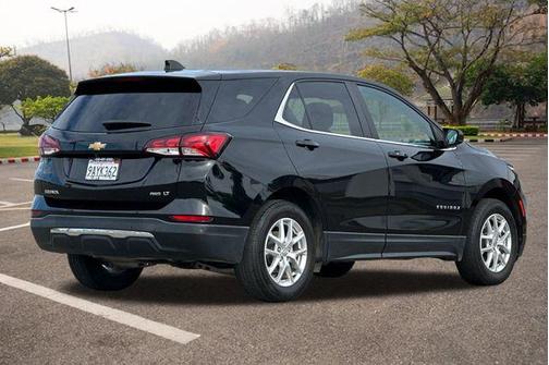 Mosaic Black Metallic 2022 Chevrolet Equinox 1LT