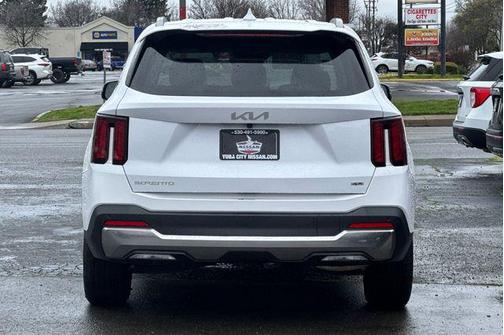 2024 Kia Sorento S