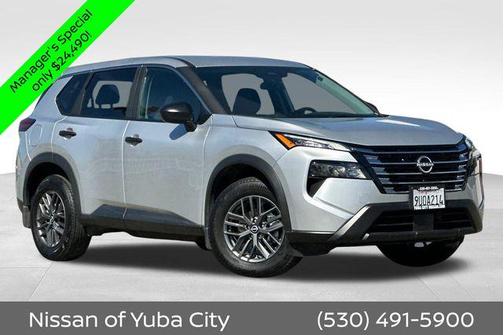 Brilliant Silver Metallic 2025 Nissan Rogue S