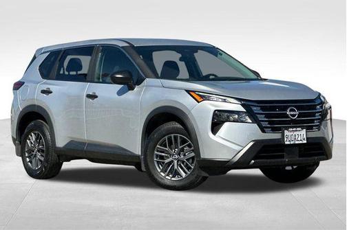 Brilliant Silver Metallic 2025 Nissan Rogue S