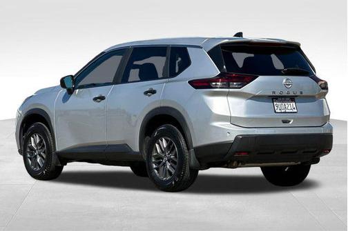 Brilliant Silver Metallic 2025 Nissan Rogue S