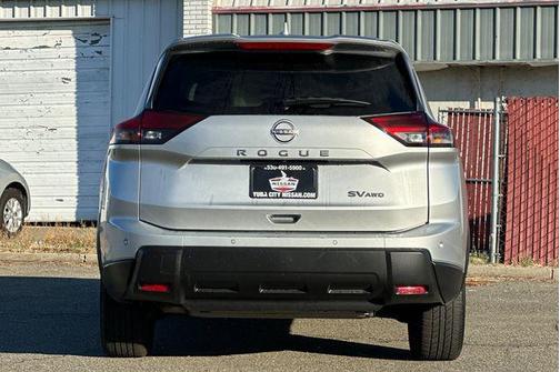 2024 Nissan Rogue SV