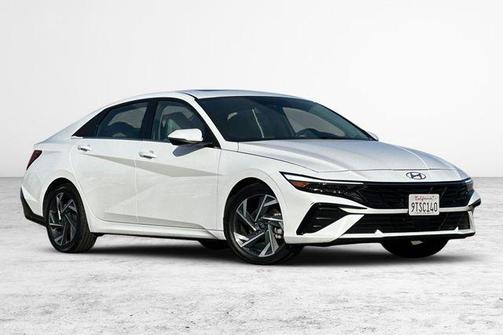2025 Hyundai ELANTRA Limited