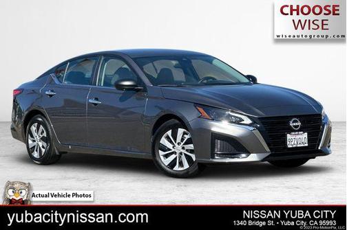 Gun Metallic 2025 Nissan Altima S FWD
