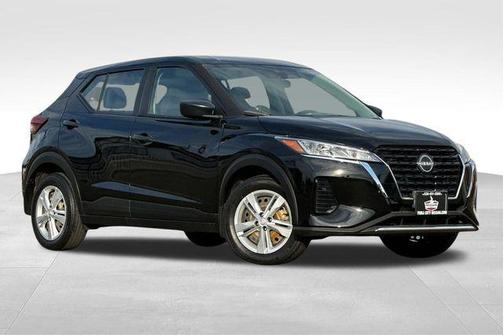 2022 Nissan Kicks S