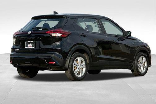 2022 Nissan Kicks S