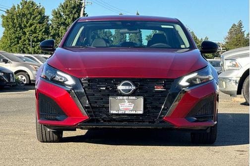 2025 Nissan Altima SR FWD