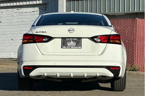 2025 Nissan Altima S FWD