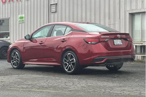 2025 Nissan Sentra SR