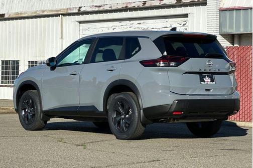Boulder Gray Pearl 2026 Nissan Rogue SV