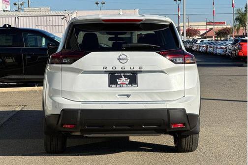 2026 Nissan Rogue SV