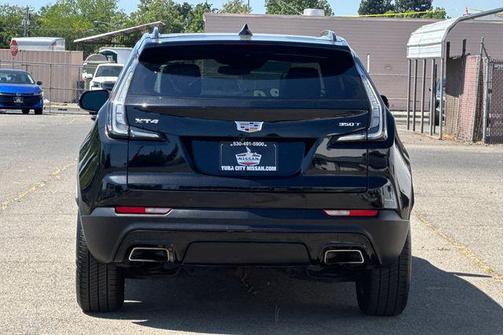 Stellar Black Metallic 2022 Cadillac XT4 Sport