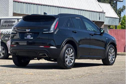 Stellar Black Metallic 2022 Cadillac XT4 Sport