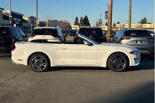 2022 Ford Mustang EcoBoost Premium