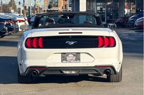 2022 Ford Mustang EcoBoost Premium