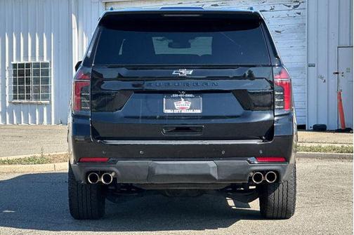 Black 2025 Chevrolet Suburban 4WD Z71