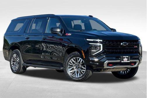 Black 2025 Chevrolet Suburban 4WD Z71