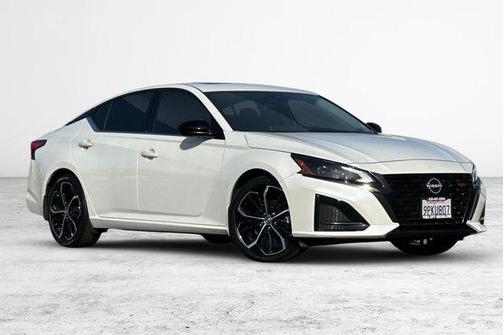 2024 Nissan Altima SR FWD