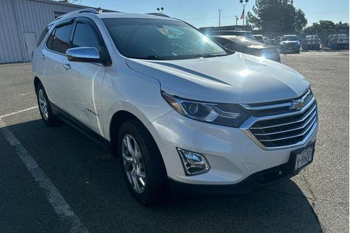 White 2019 Chevrolet Equinox Premier