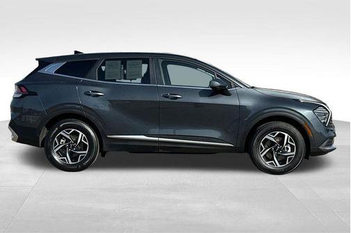 Gravity Gray 2025 Kia Sportage LX