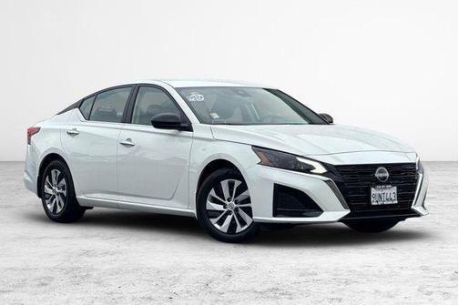 2025 Nissan Altima S FWD