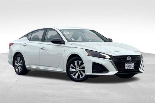 2025 Nissan Altima S FWD