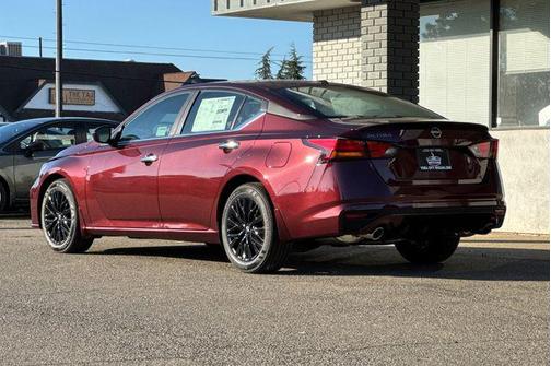 2025 Nissan Altima 2.5 SV