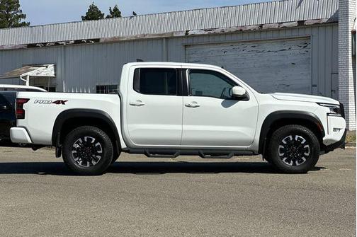 2024 Nissan Frontier PRO-4X