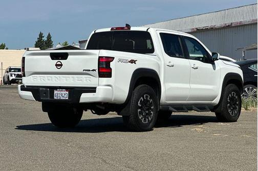 2024 Nissan Frontier PRO-4X
