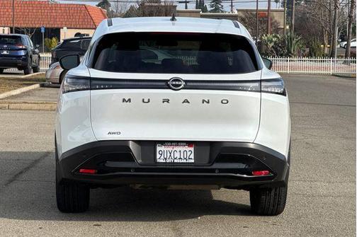 2025 Nissan Murano SV
