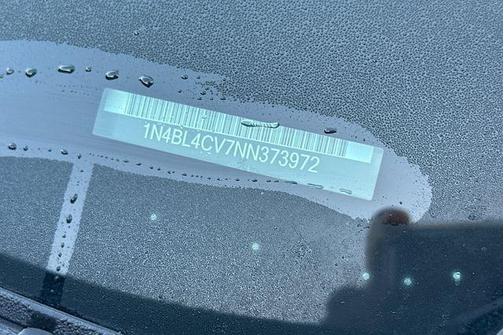 2022 Nissan Altima SR FWD