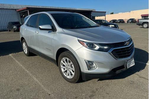 Silver Ice Metallic 2021 Chevrolet Equinox 1LT