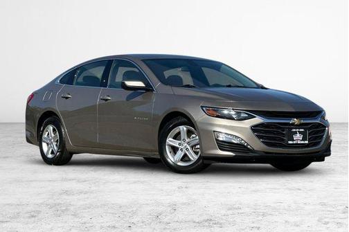 Mineral Gray Metallic 2022 Chevrolet Malibu FWD LT