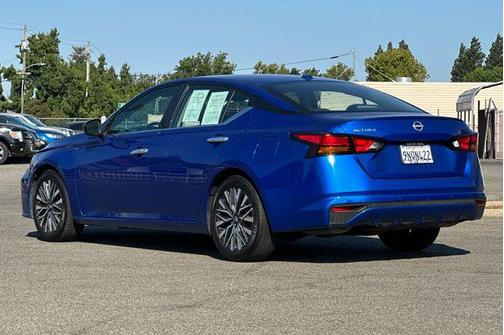 Bluestone Pearl 2025 Nissan Altima 2.5 SV